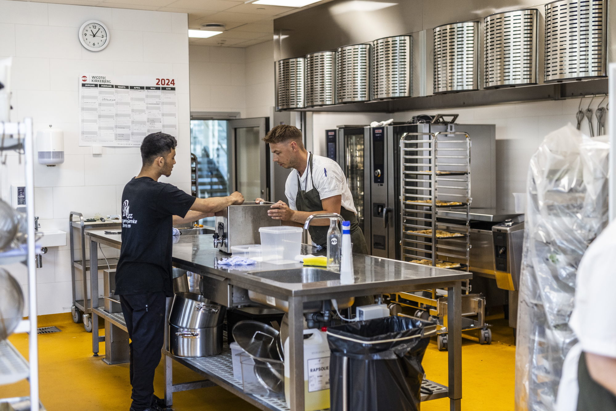 71161410 73200825 73221328 3 Wicotec