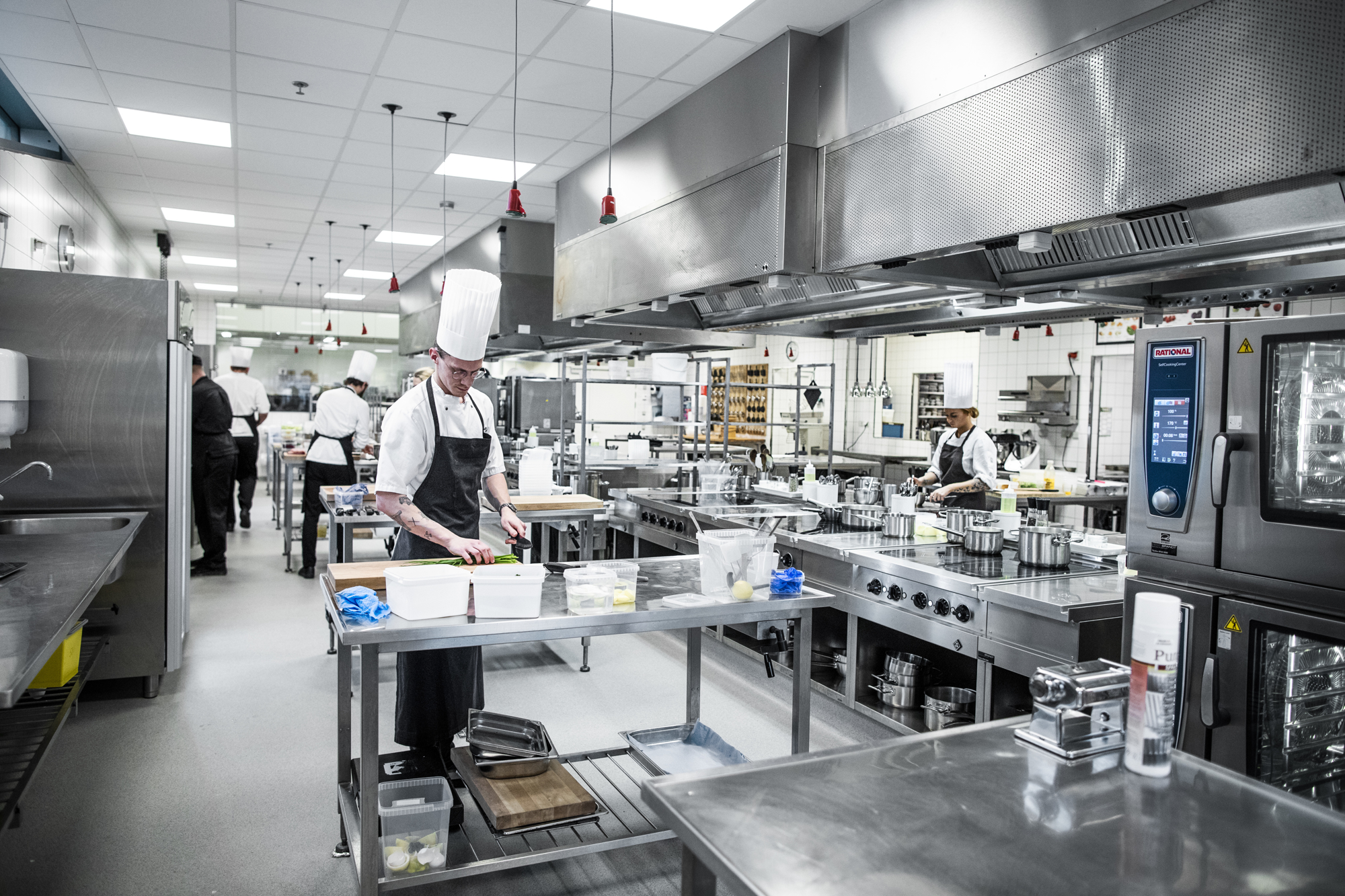 Storkøkken hos College 360, leveret af BENT BRANDT