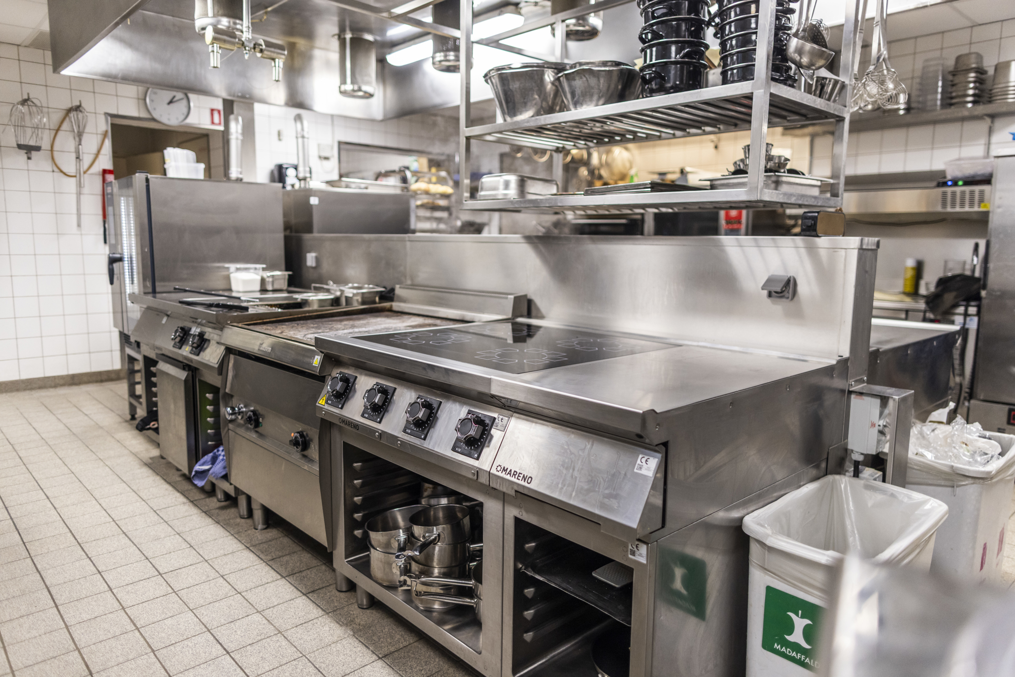 BB Hugo RAISFOTO C1 4322