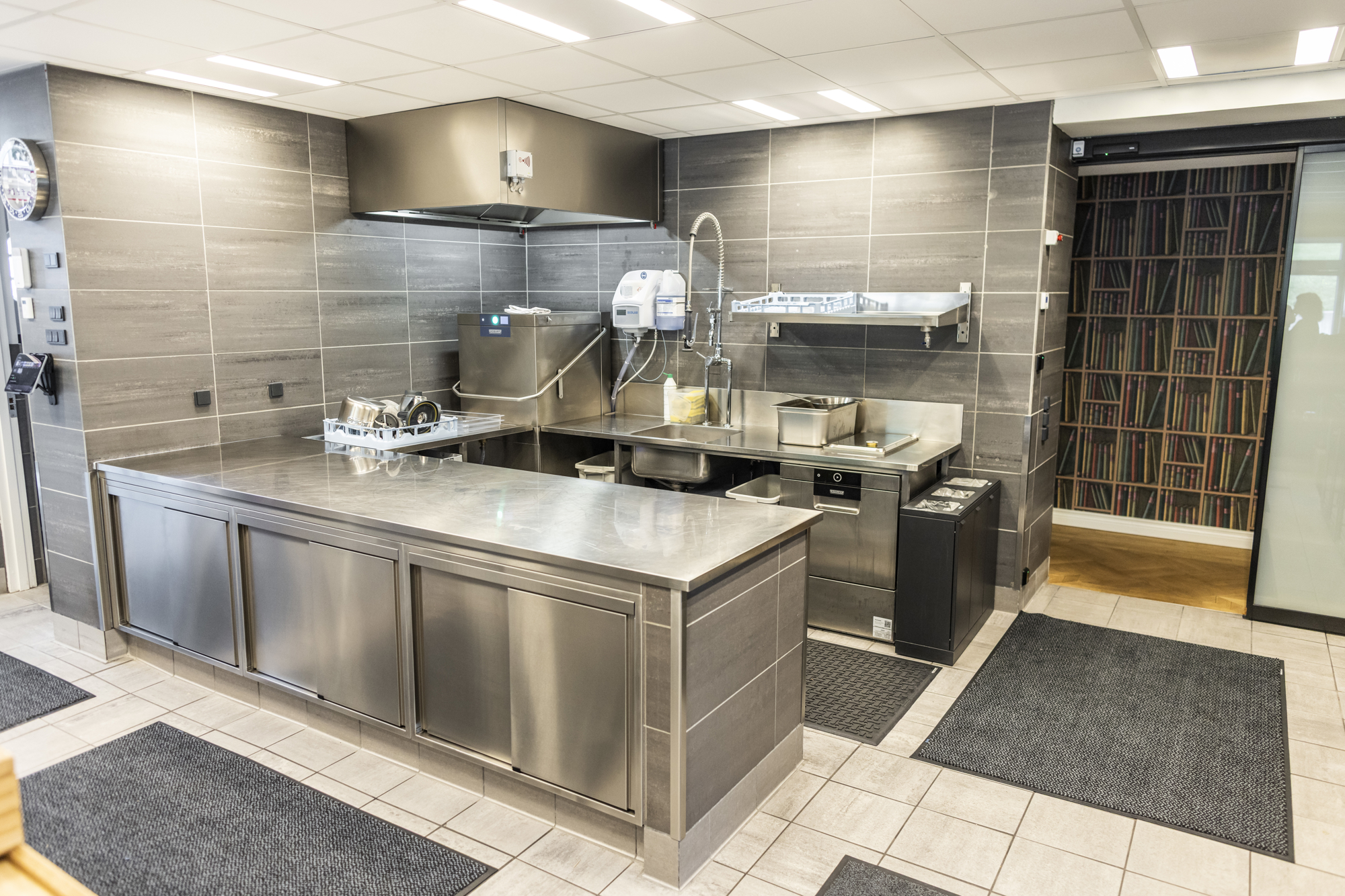 81410181 81410234 1 Pearl